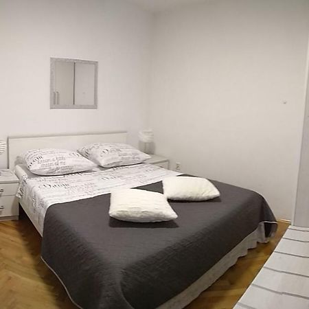 Rooms Ive Lozovac Exterior photo